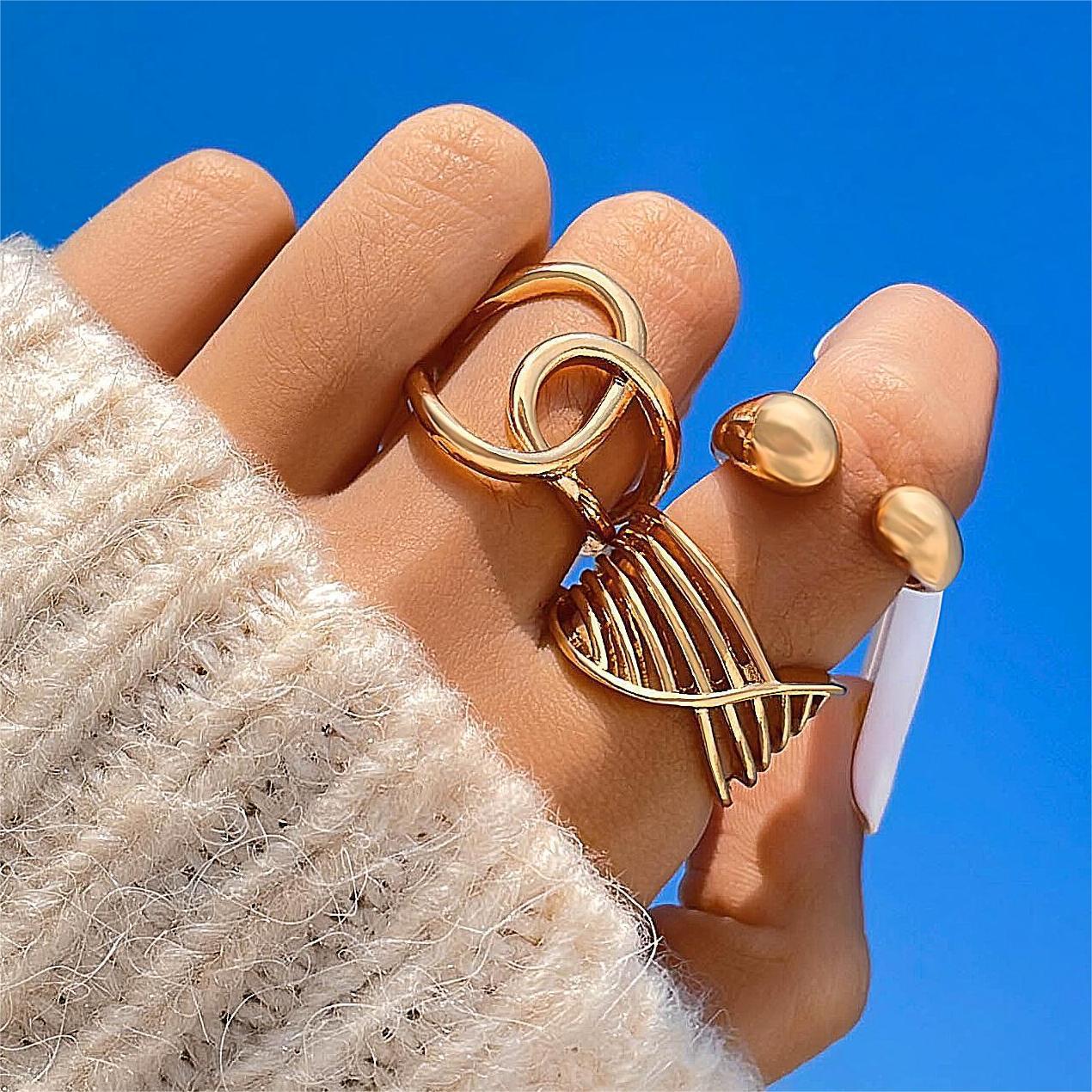 Wholesale Vintage Cross Spiral Gold Open Ring Set